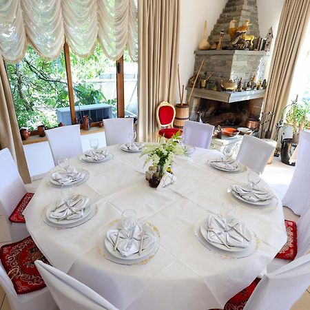Hotel Kanione Cerenisht ภายนอก รูปภาพ