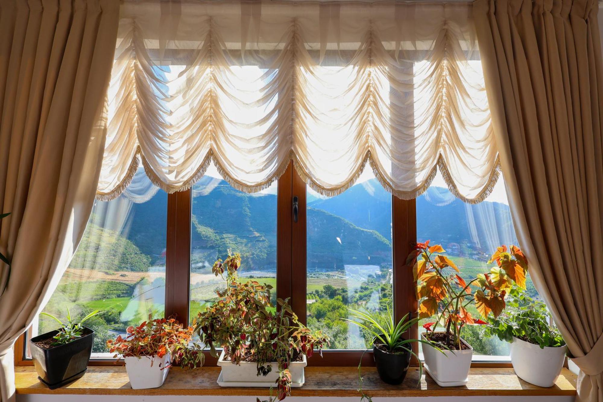 Hotel Kanione Cerenisht ภายนอก รูปภาพ